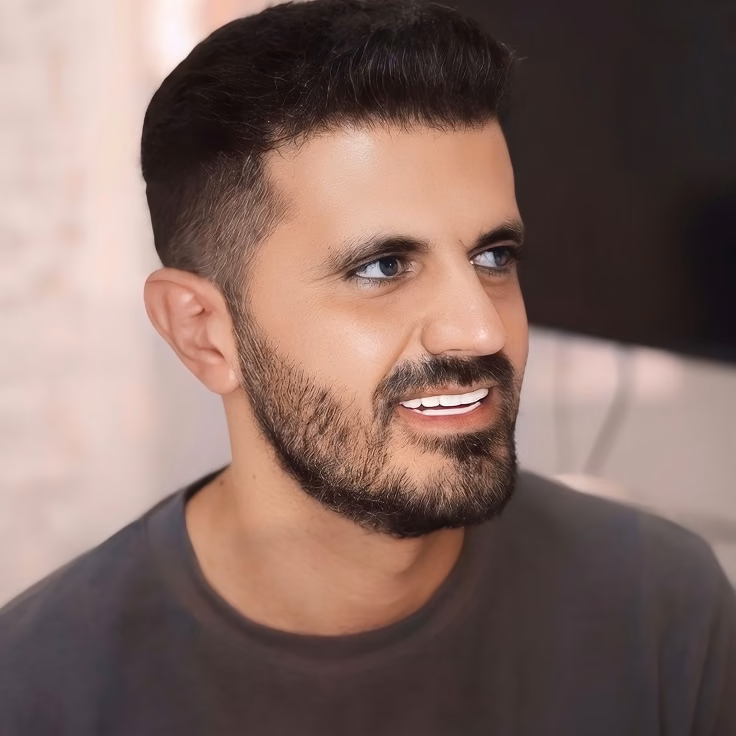 نمونه نصب موفق لمینت دندان با ظاهر کاملا طبیعی و شفاف